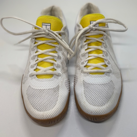 NikeCourt Flare 2 women's hard court tennis shoes size 8 - Picture 3 of 10